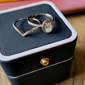Moissanite Wedding Ring Set